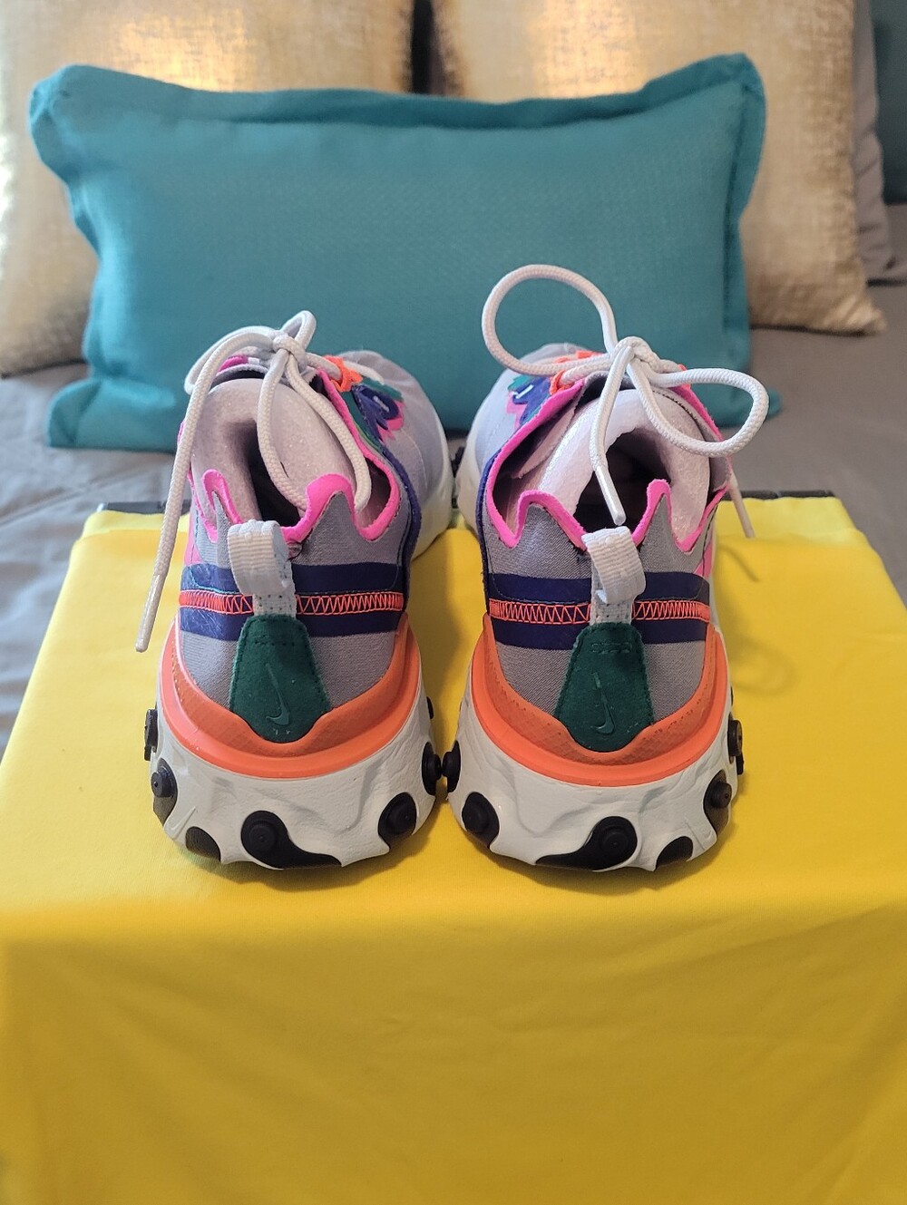 NIKE REACT WOMEN Sneakers Grey with Pink,Orange & Green Accents - Picture 4 of 5
